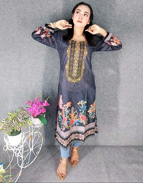 Digital Printed Premium Silk mixed Cotton Kurtis with Hand works for women in casual Trendy dress up